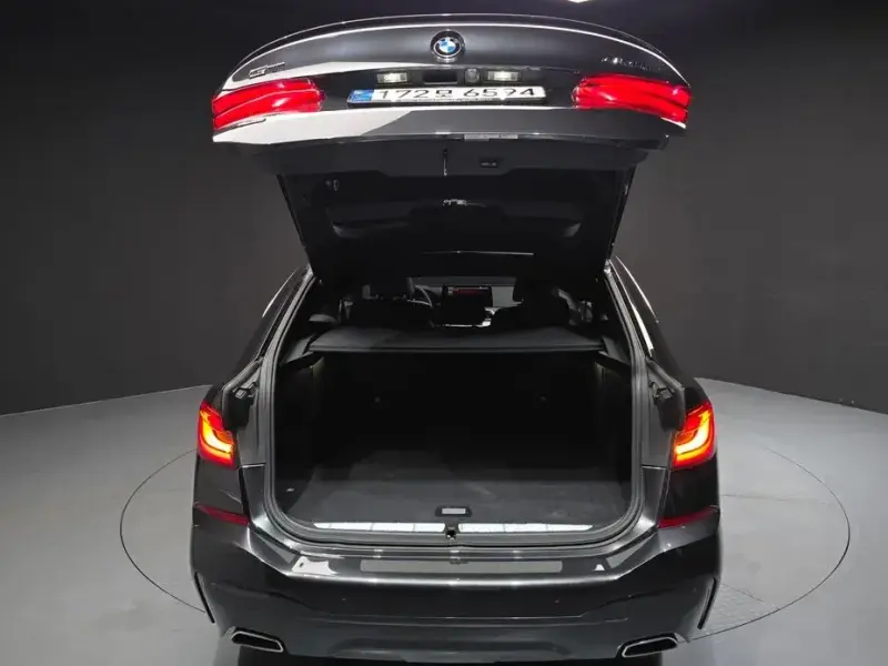 2022 BMW 6 серии с пробегом 82 239 км