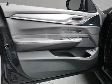 2022 BMW 6 серии с пробегом 82 239 км
