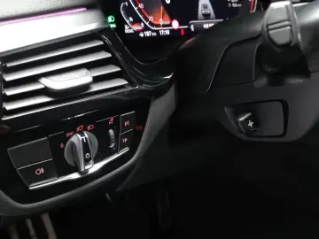 2022 BMW 6 серии с пробегом 82 239 км