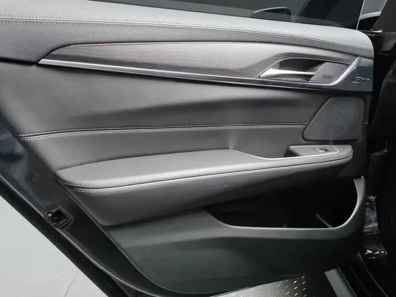 2022 BMW 6 серии с пробегом 82 239 км