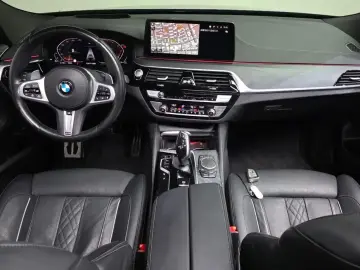 2022 BMW 6 серии с пробегом 74 039 км