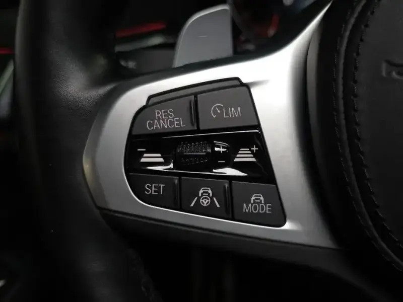 2022 BMW 6 серии с пробегом 74 039 км