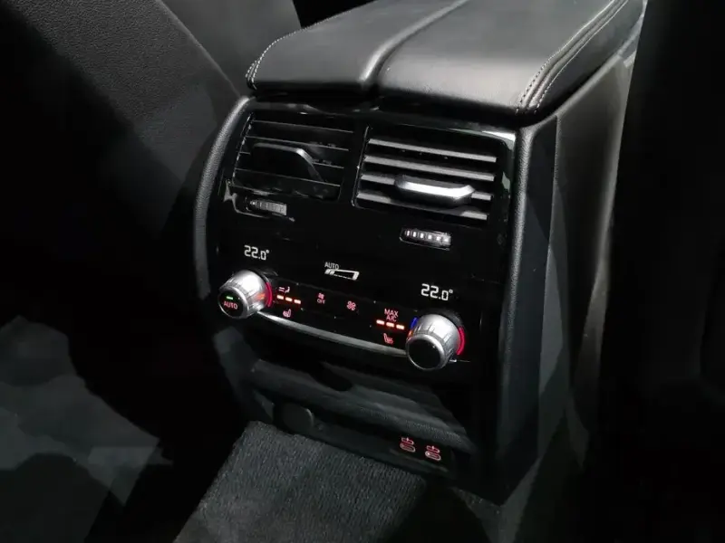 2022 BMW 6 серии с пробегом 74 039 км