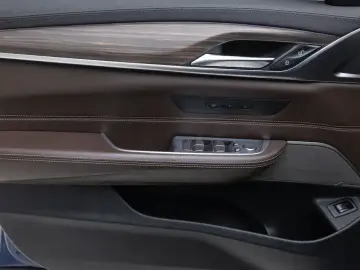 2020 BMW 6 серии с пробегом 68 800 км