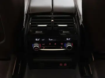 2020 BMW 6 серии с пробегом 68 800 км