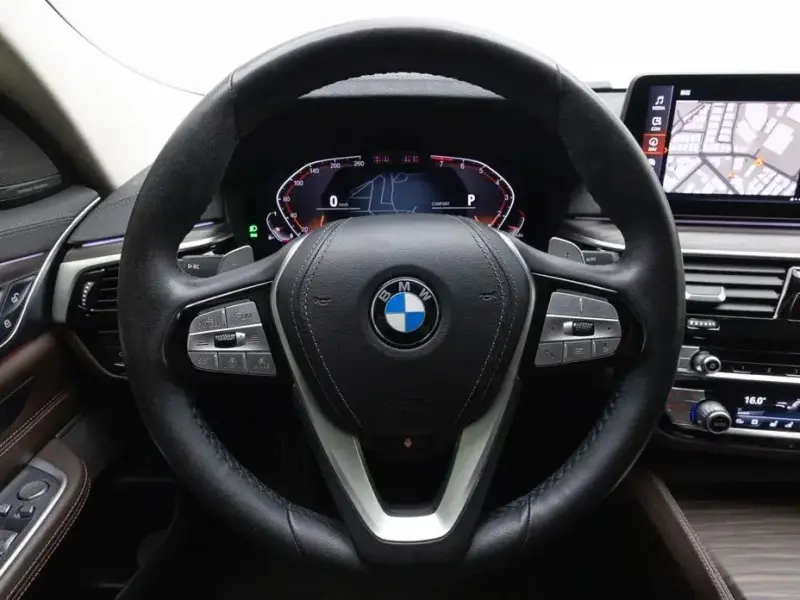 2020 BMW 6 серии с пробегом 68 800 км