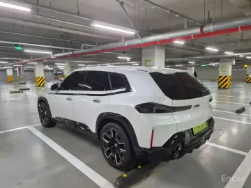 2025 BMW XM с пробегом 12 710 км