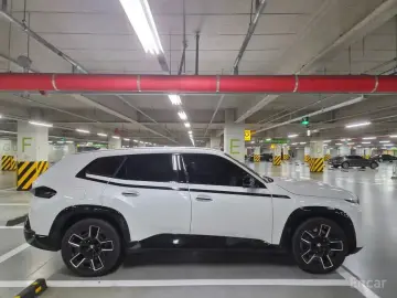 2025 BMW XM с пробегом 12 710 км