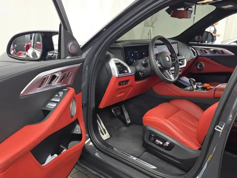 2025 BMW XM с пробегом 44 850 км