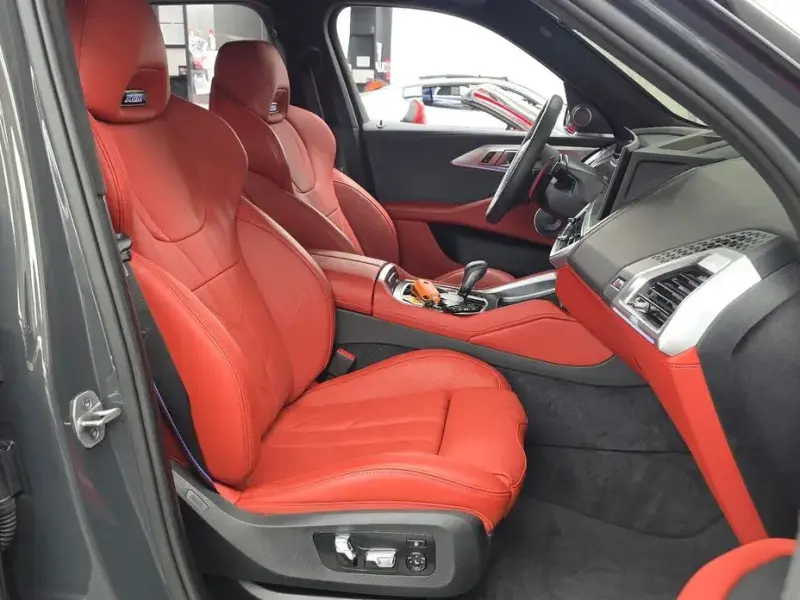 2025 BMW XM с пробегом 44 850 км