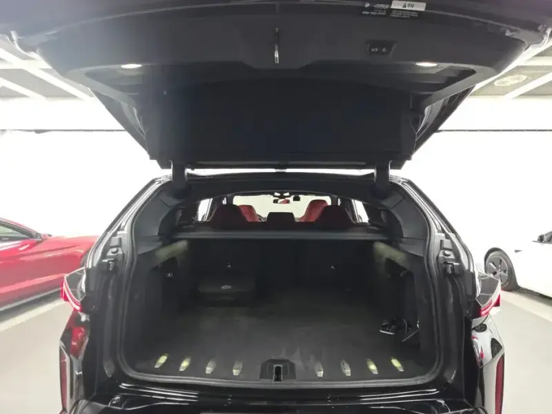 2025 BMW XM с пробегом 44 850 км