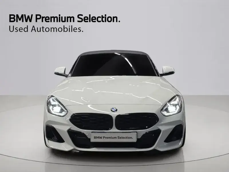 2023 BMW Z4 с пробегом 15 703 км