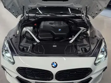 2023 BMW Z4 с пробегом 15 703 км