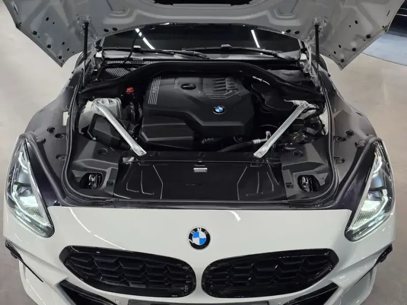 2023 BMW Z4 с пробегом 15 703 км