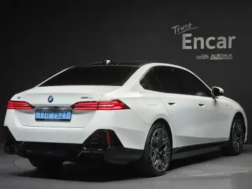 2025 BMW i5 с пробегом 22 848 км