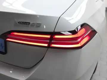 2025 BMW i5 с пробегом 22 848 км