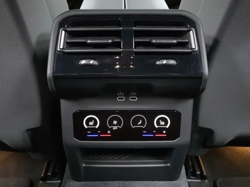 2025 BMW i5 с пробегом 22 848 км