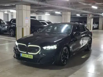 BMW i5