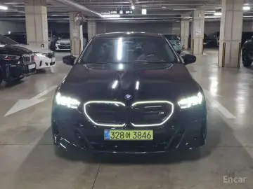 2025 BMW i5 с пробегом 4 500 км
