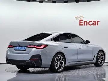 2023 BMW i4 с пробегом 24 026 км