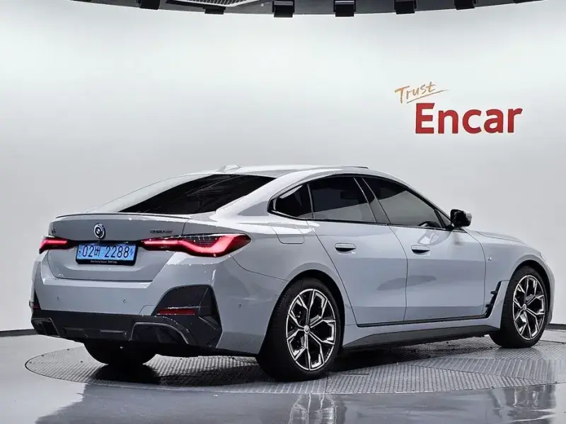 2023 BMW i4 с пробегом 24 026 км