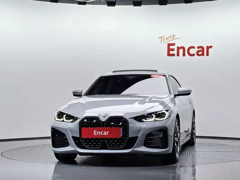 2023 BMW i4 с пробегом 24 026 км
