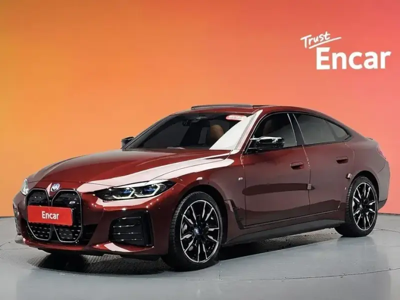 2023 BMW i4 с пробегом 30 422 км