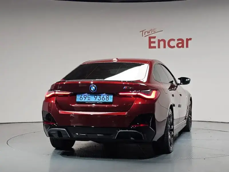 2023 BMW i4 с пробегом 30 422 км
