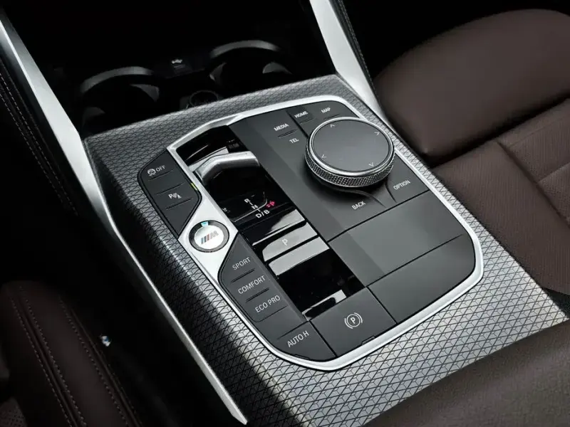 2023 BMW i4 с пробегом 24 026 км