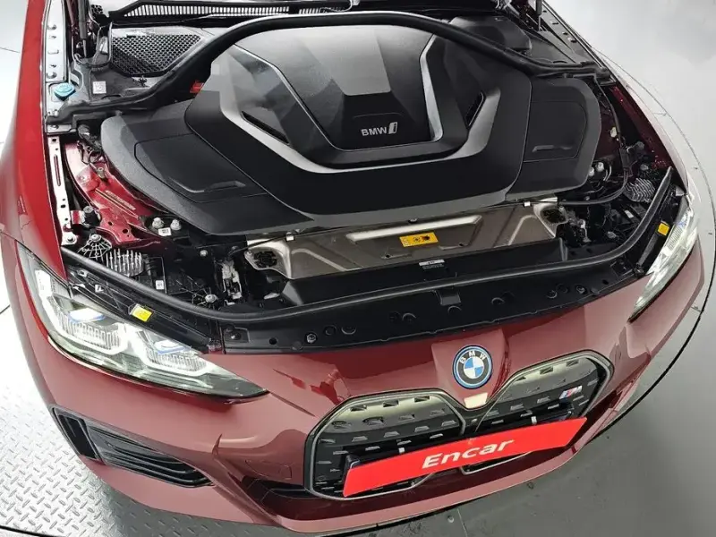 2023 BMW i4 с пробегом 30 422 км