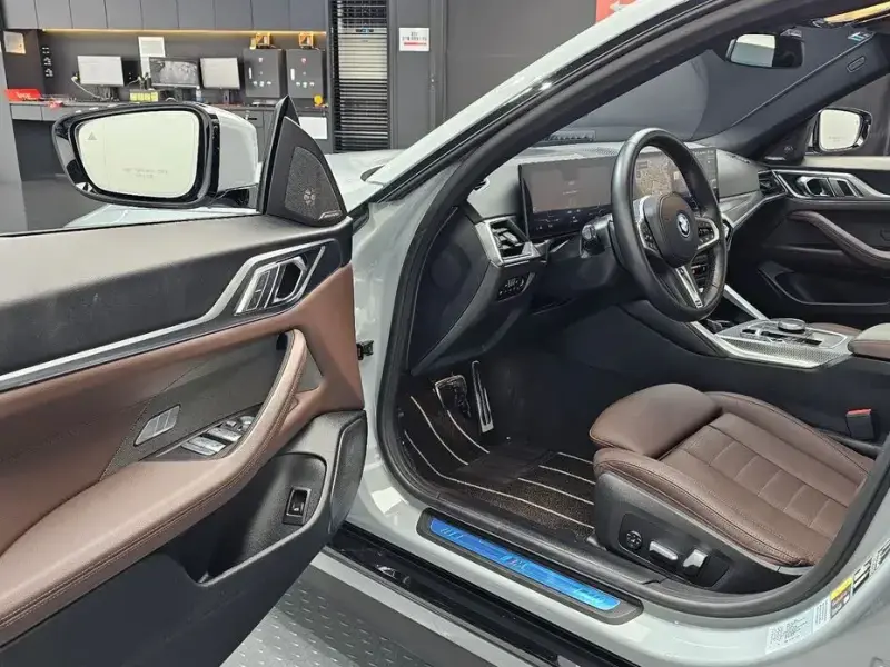 2023 BMW i4 с пробегом 24 026 км