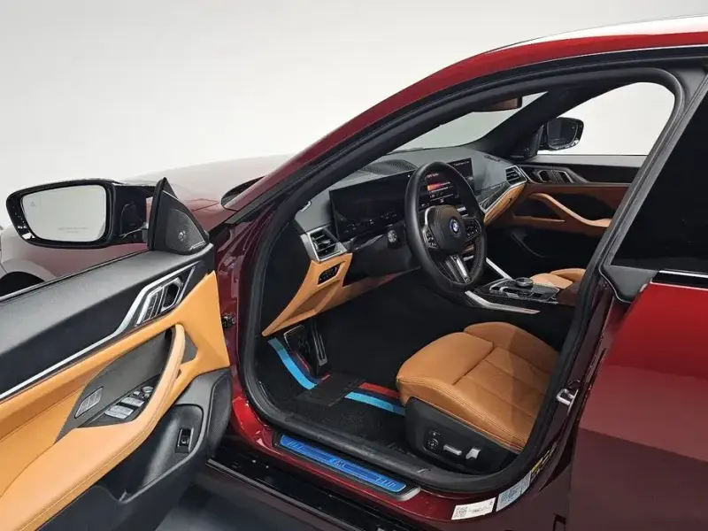 2023 BMW i4 с пробегом 30 422 км
