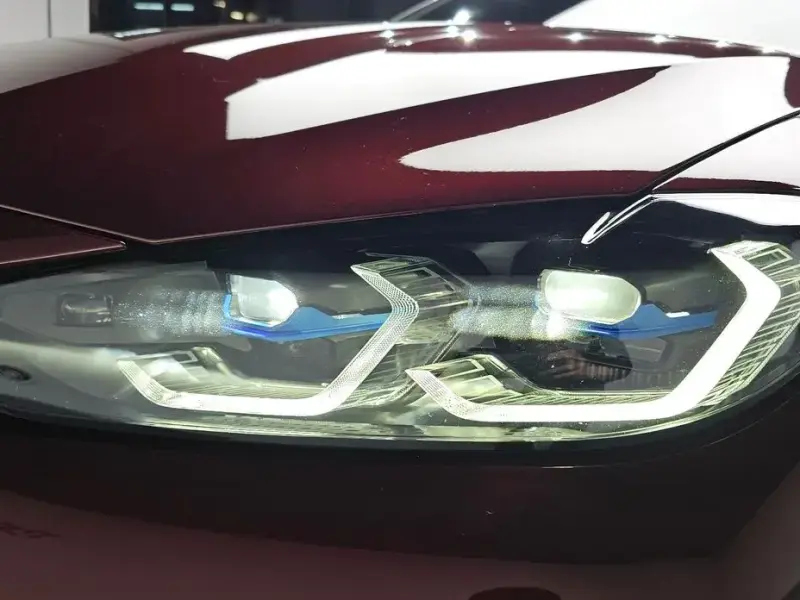 2023 BMW i4 с пробегом 30 422 км