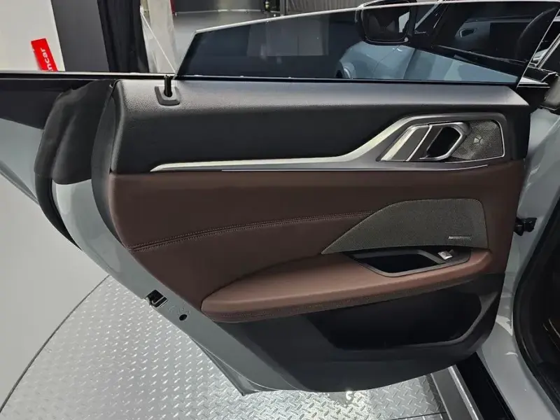2023 BMW i4 с пробегом 24 026 км