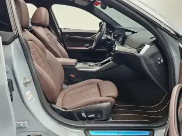 2023 BMW i4 с пробегом 24 026 км