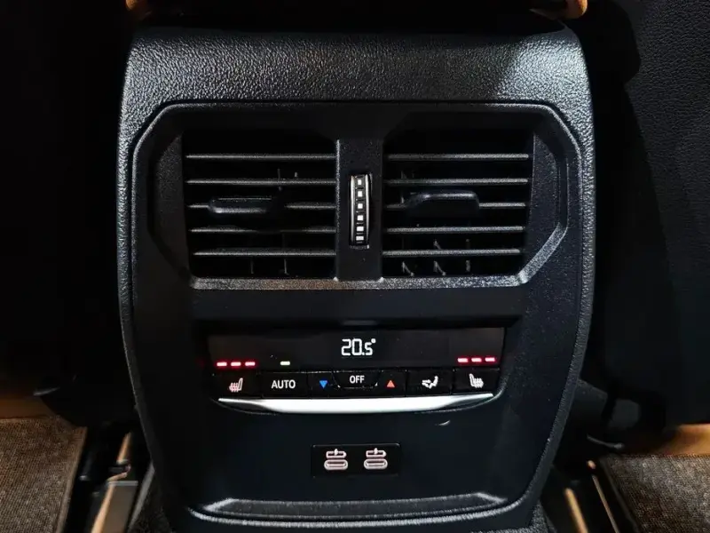 2023 BMW i4 с пробегом 30 422 км