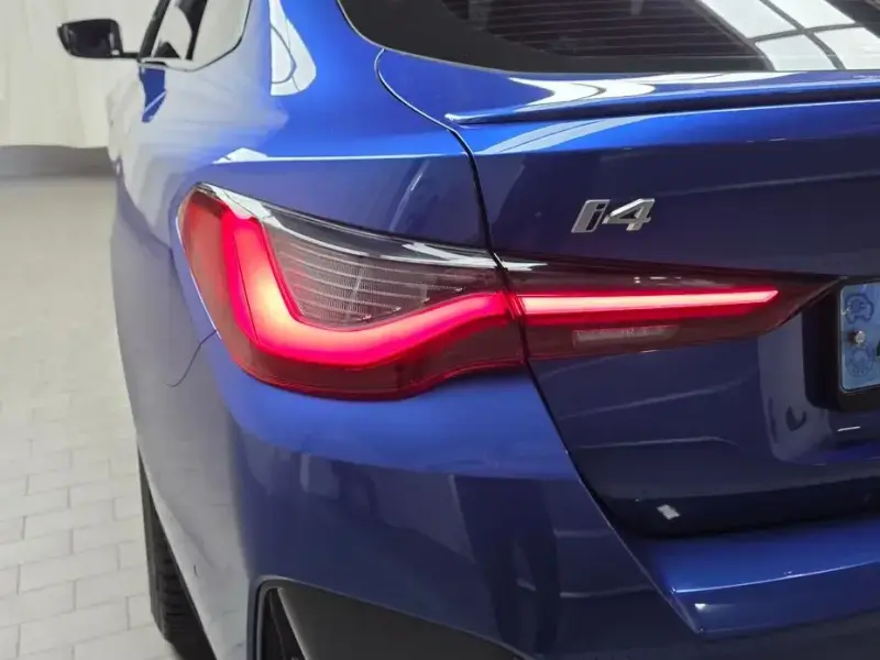 2023 BMW i4 с пробегом 64 793 км