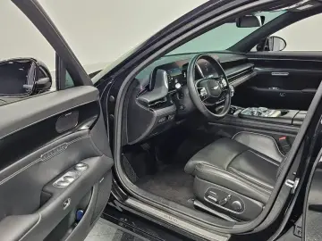 2023 Genesis G90 с пробегом 60 190 км