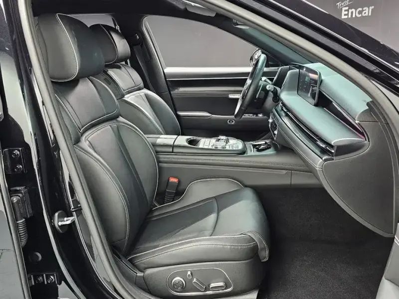 2023 Genesis G90 с пробегом 60 190 км
