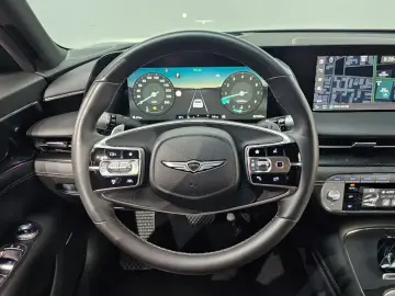 2023 Genesis G90 с пробегом 60 190 км