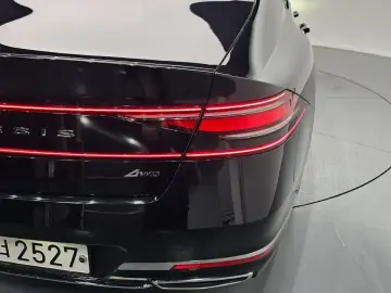 2023 Genesis G90 с пробегом 60 190 км