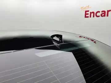 2023 Genesis G90 с пробегом 60 190 км
