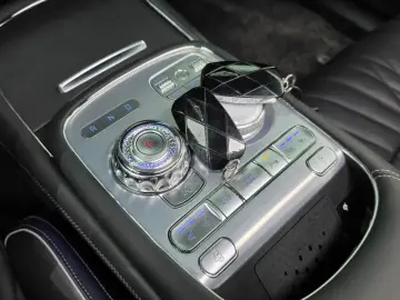 2023 Genesis G90 с пробегом 34 088 км