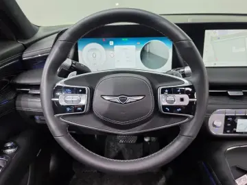 2023 Genesis G90 с пробегом 34 088 км