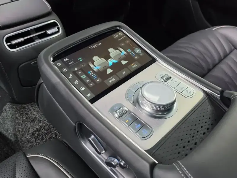 2023 Genesis G90 с пробегом 34 088 км