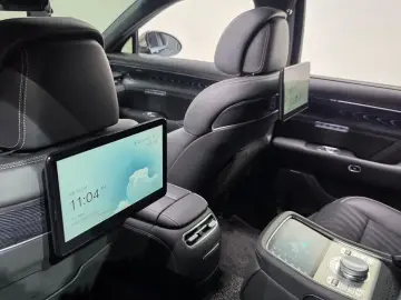 2023 Genesis G90 с пробегом 34 088 км