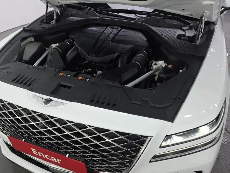 2023 Genesis GV80 с пробегом 31 040 км