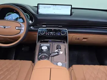 2023 Genesis GV80 с пробегом 31 040 км