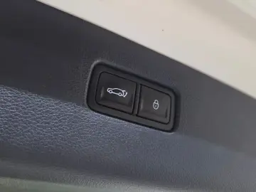 2023 Genesis GV80 с пробегом 31 040 км