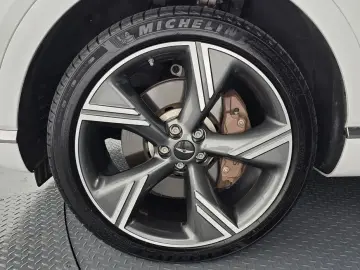 2023 Genesis GV80 с пробегом 40 431 км